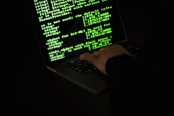 AI-petuskeemid: kuidas tehisintellekti kuritarvitatakse ja kuidas kaitsta